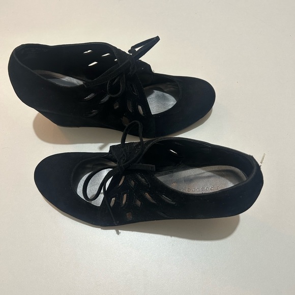 APOSTROPHE PORTIA SUEDE BLACK WEDGE BOOTIE IN SIZE 8m - Picture 3 of 10